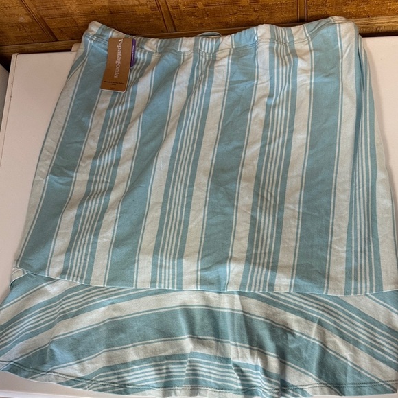 NWT Patagonia Alpine Valley Skirt Sz Med - Picture 5 of 5